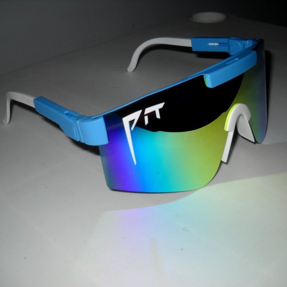 Pit Viper Accessories - Women's Pit Viper Sunglasses "Like New"